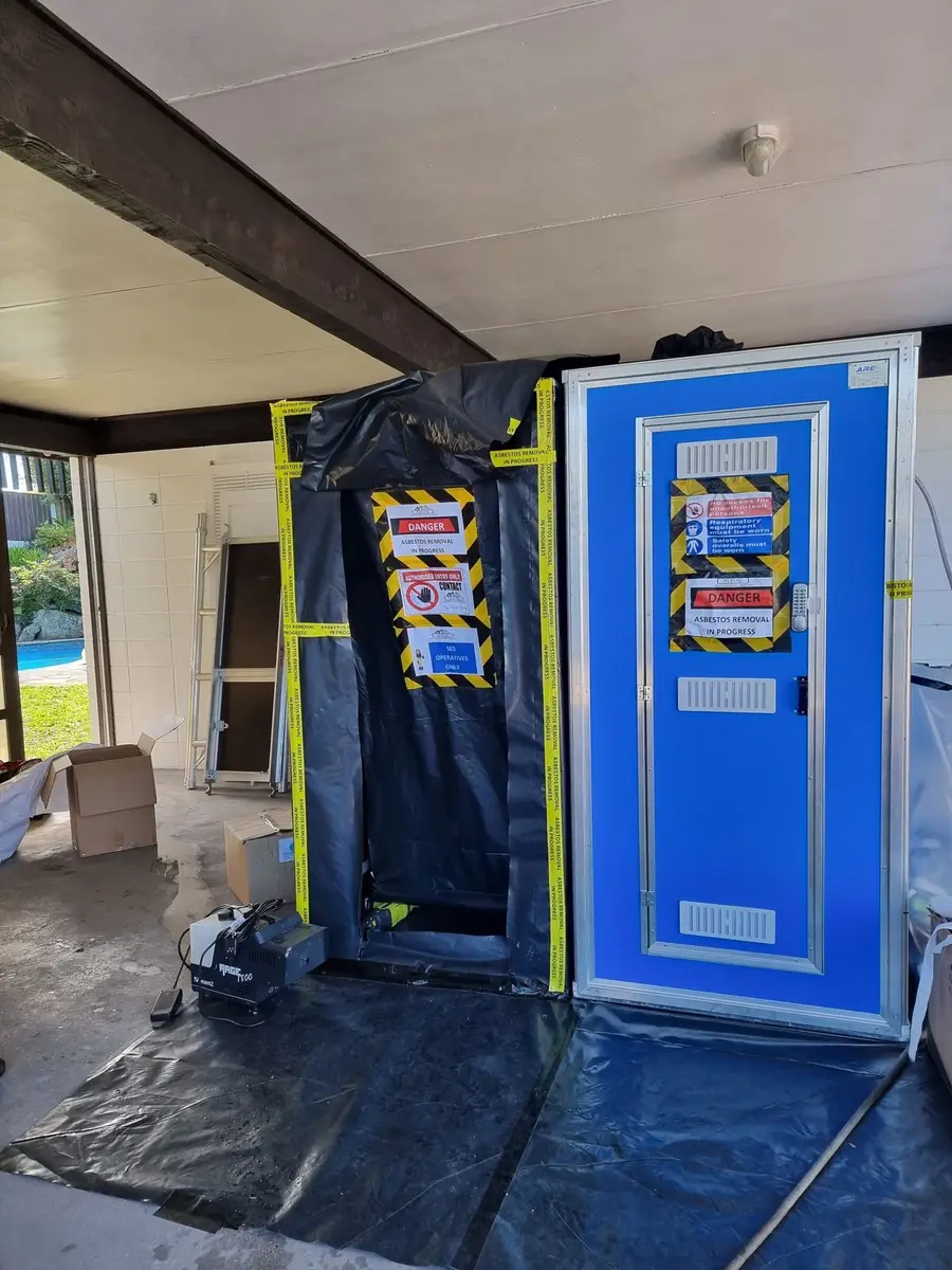 Decontamination unit at the black poly enclosure