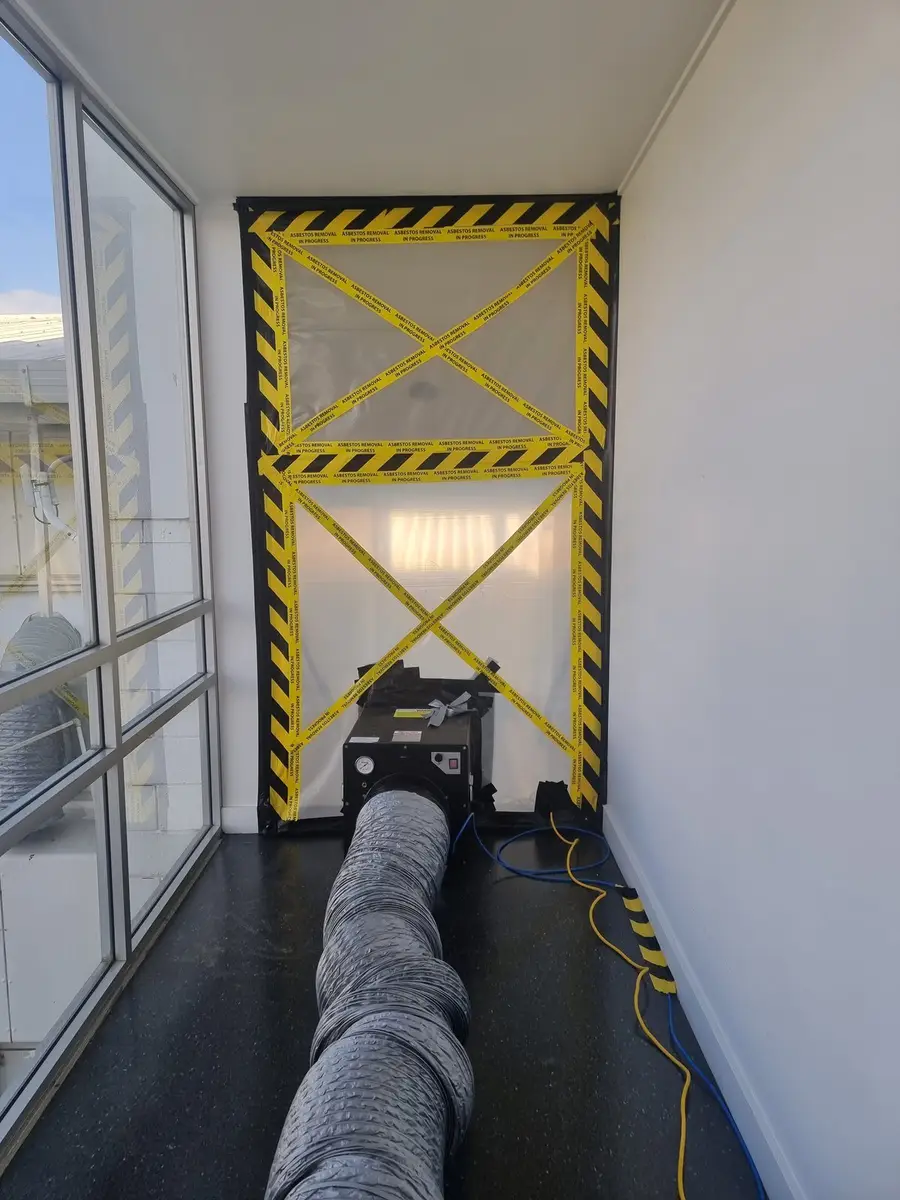 Negative air ducting from the office corridor enclosure