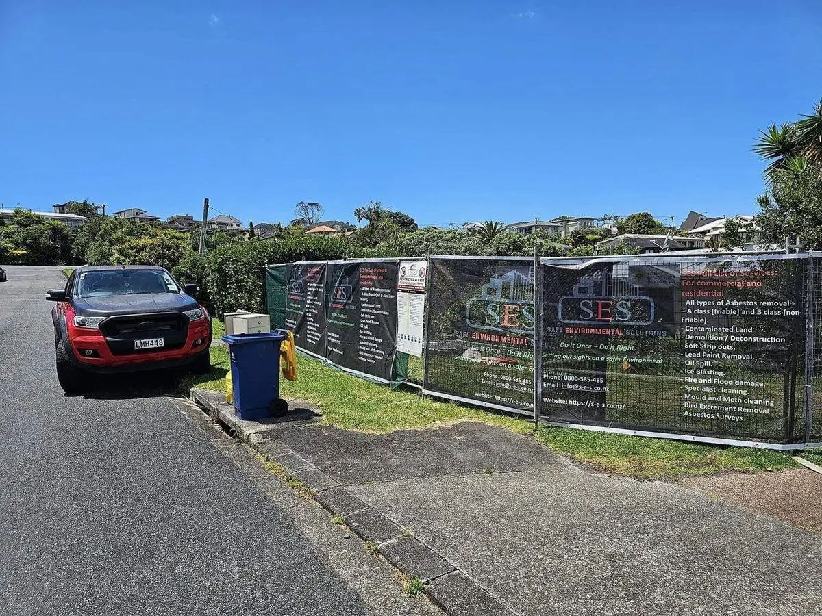 Scaffold and SES hoarding from the street