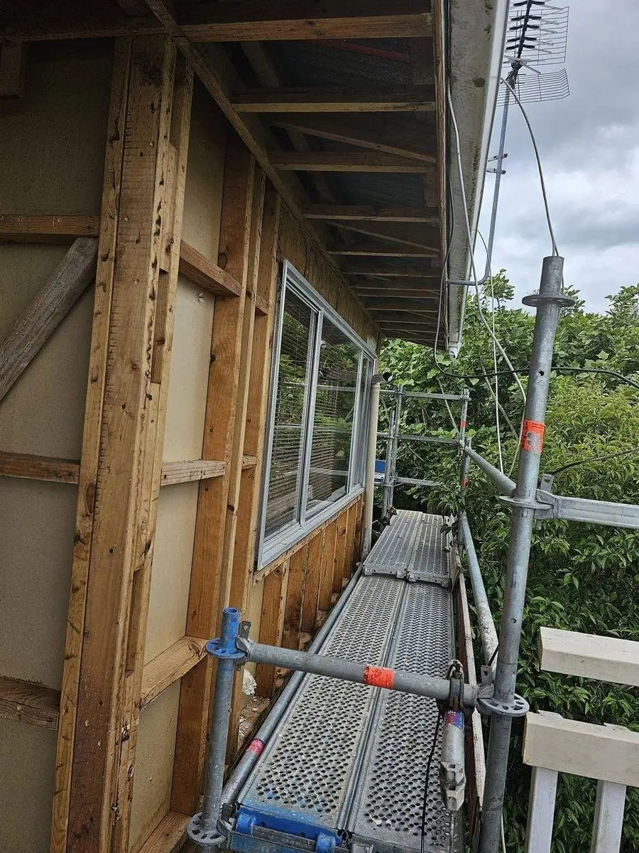 Scaffold access for cladding removal