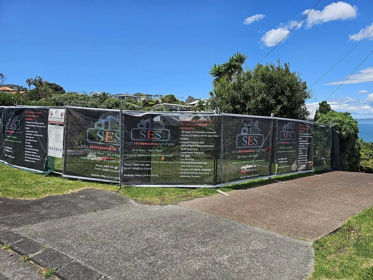 SES hoarding across the site frontage at the residential demolition