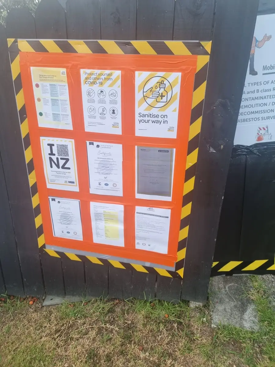 SES site notice board at the residential asbestos job
