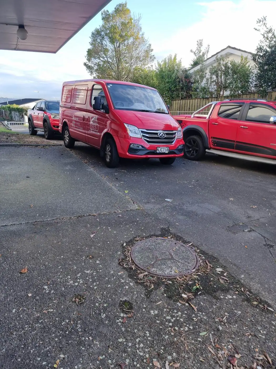 SES van and ute in a site car park